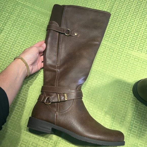 Brand new with box! Never worn fall/winter boots! Beautiful leather Denver Hayes - Picture 2 of 7